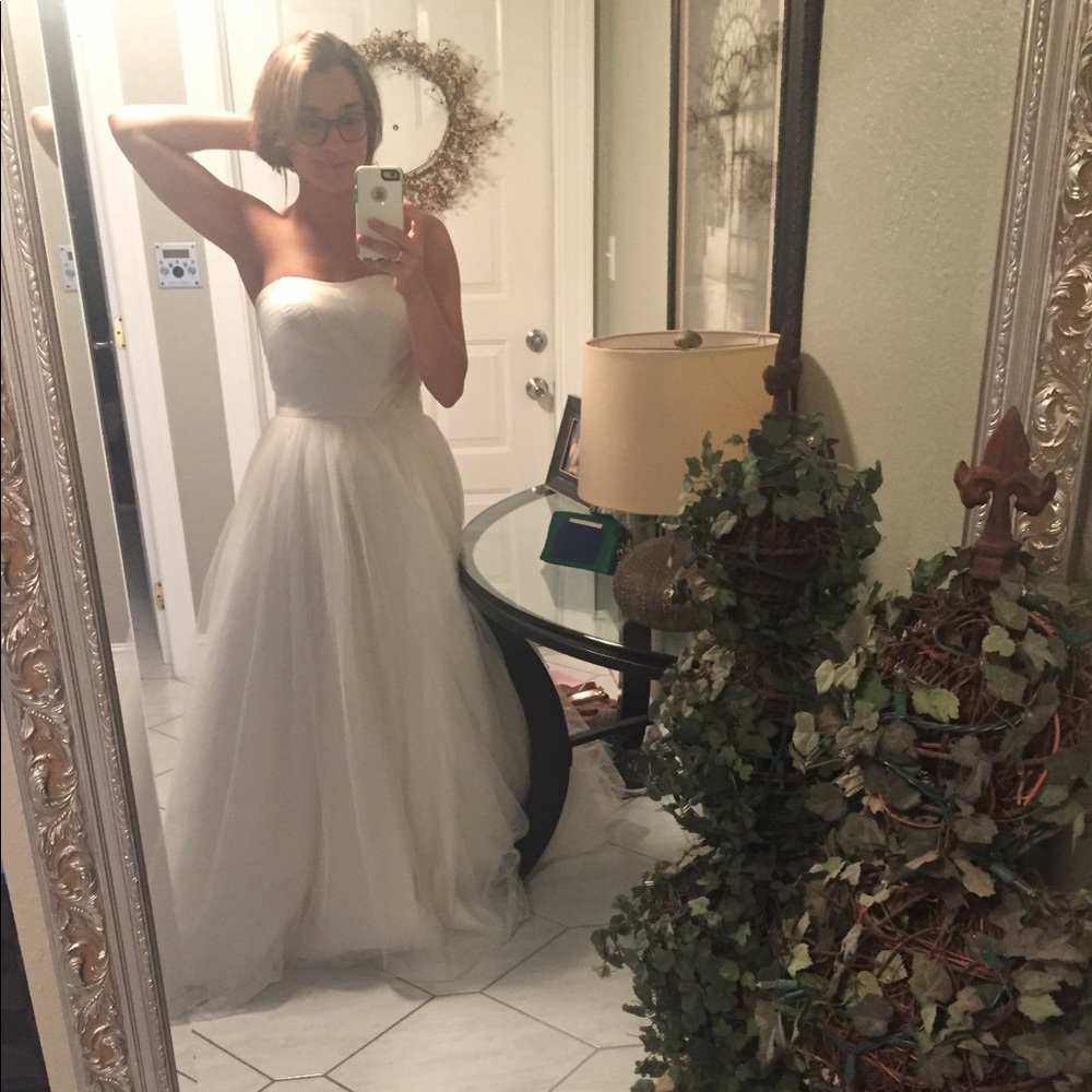 IVORY TULLE WEDDING DRESS - OLEG CASSINI